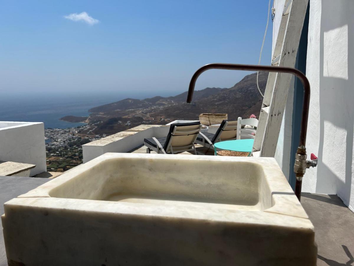 Windhouses Serifos Exterior photo