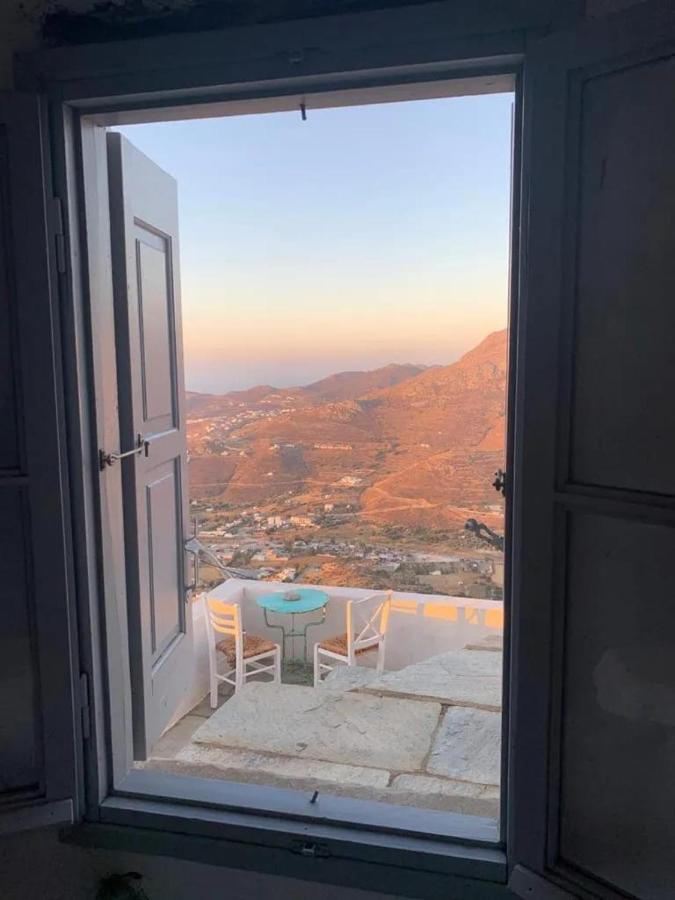 Windhouses Serifos Exterior photo