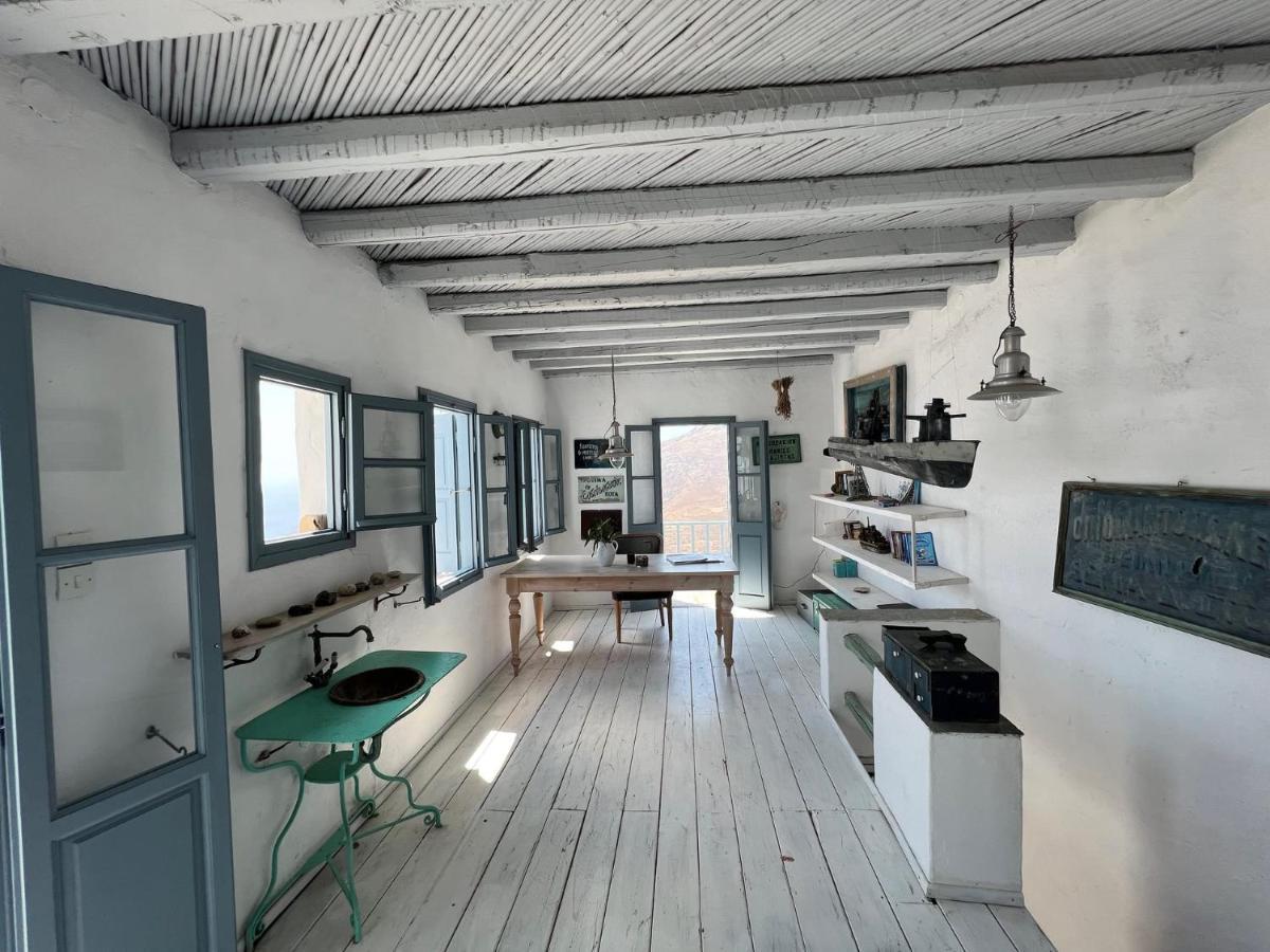 Windhouses Serifos Exterior photo